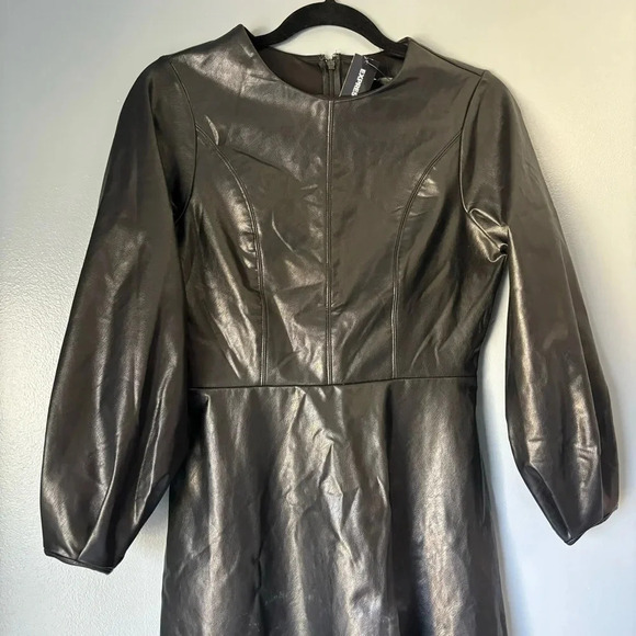 NWT Express Small Faux Leather Puff Sleeve Fit & Flare Mini Dress Black - Picture 2 of 6